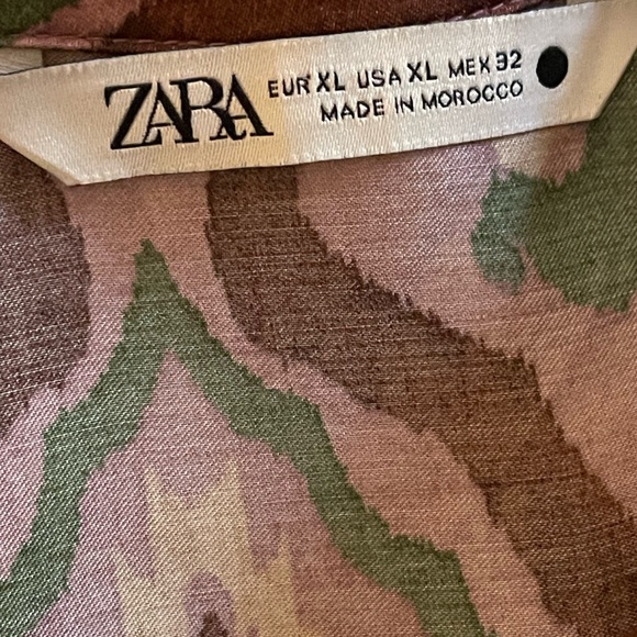 Zara Printed Flowy Shirt made in Morocco size XL - Picture 5 of 9